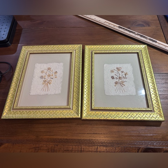 Vintage Pressed Botanical Art – Set of 2 | Framed Floral Wall Decor - Picture 14 of 15